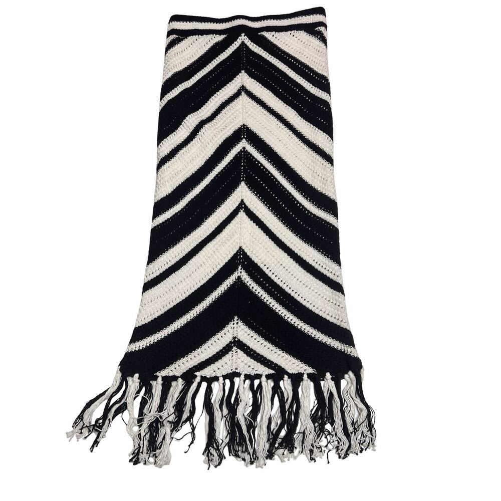 Nine West Festival Crochet Skirt Black / White Chevron Fringed Hem Sz XS
